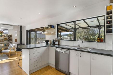 Photo of property in 112a Kiwi Road, Whangamata, 3620