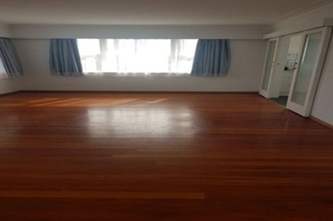 Photo of property in 1/285 Pakuranga Road, Pakuranga Heights, Auckland, 2010