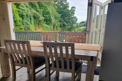 Photo of property in 98 Milton Road, Bluff Hill, Napier, 4110