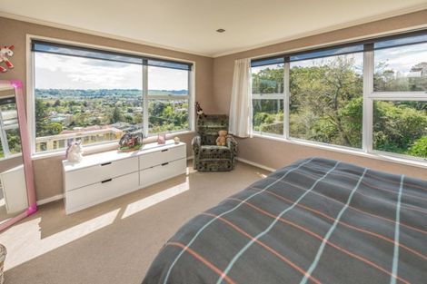 Photo of property in 27 Wairere Road, Bastia Hill, Whanganui, 4500