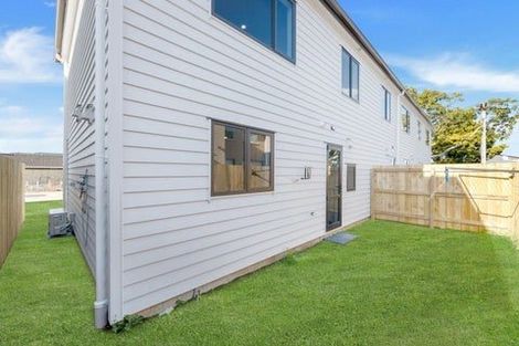 Photo of property in 10e Kent Road, Manurewa, Auckland, 2102