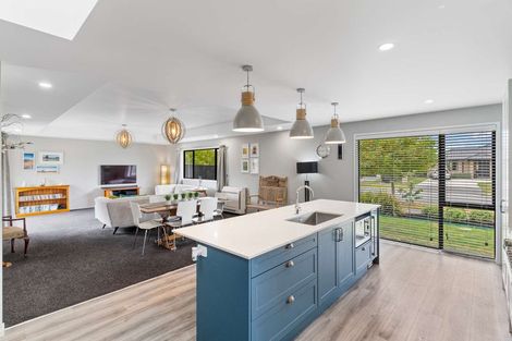 Photo of property in 1 Sarah Street, Marshland, Christchurch, 8083