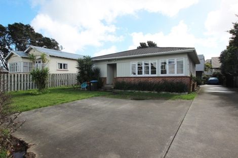 Photo of property in 245a Meola Road, Point Chevalier, Auckland, 1022