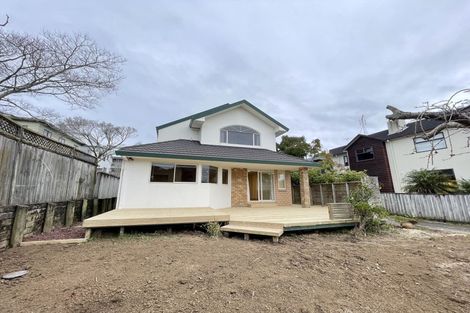 Photo of property in 16 Beulah Avenue, Rothesay Bay, Auckland, 0630