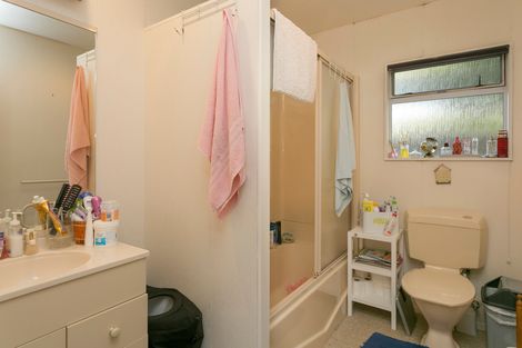 Photo of property in 102 Acacia Bay Road, Nukuhau, Taupo, 3330