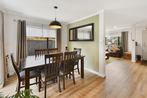 Photo of property in 41 Croftview Road, Wattle Downs, Auckland, 2103