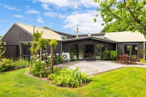 Photo of property in 199a Main North Road, Redwood, Christchurch, 8051