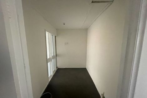 Photo of property in 2 Carolyn Street, Manukau, Auckland, 2025