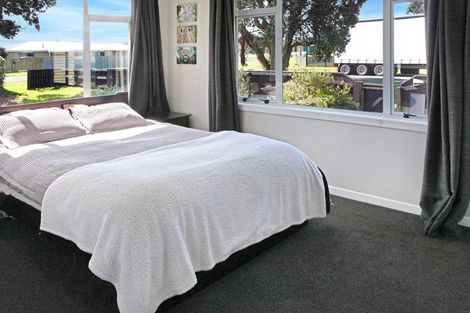 Photo of property in 34 Havelock Street, Opunake, 4616