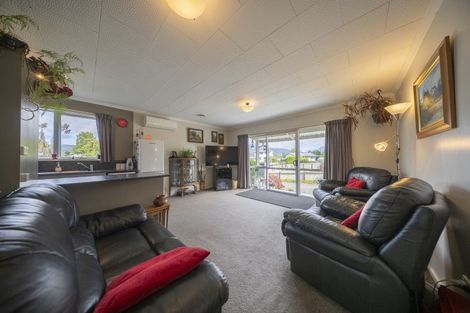 Photo of property in 3a Homer Street, Te Anau, 9600