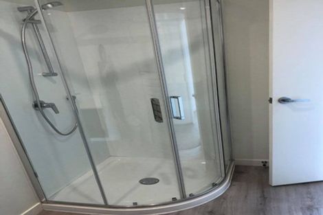 Photo of property in 89 Carlisle Road, Torbay, Auckland, 0632