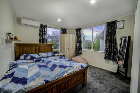 Photo of property in 16 Reins Road, Takanini, 2112
