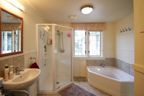 Photo of property in 58 Chelmsford Street, Hampden, 9410