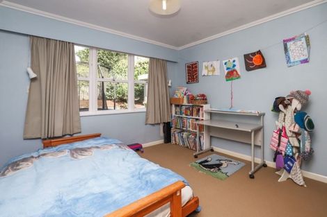 Photo of property in 15 Clark Place, Hillcrest, Hamilton, 3216