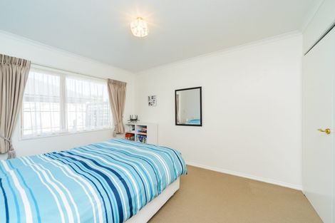 Photo of property in 8 Foxtail Fern, Kelvin Grove, Palmerston North, 4414