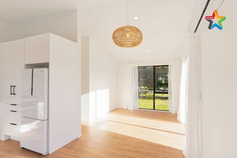 Photo of property in 42 Norfolk Crescent, Otaki Beach, Otaki, 5512