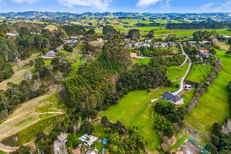Photo of property in 91 Sunnyvale Road, Massey, Auckland, 0614