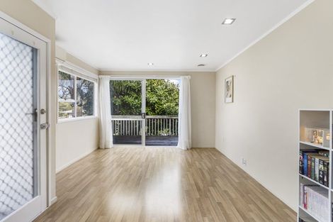 Photo of property in 1/25 Imogene Way, Half Moon Bay, Auckland, 2012
