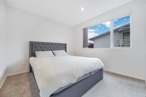 Photo of property in 33a Riverhills Avenue, Pakuranga Heights, Auckland, 2010