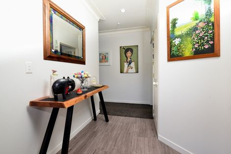 Photo of property in 22 Reynolds Drive, Glenview, Hamilton, 3206