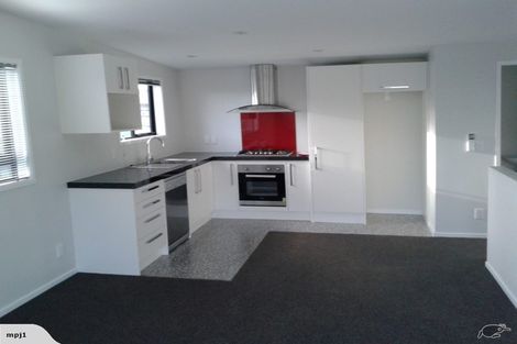 Photo of property in 7b Phillip Street, Johnsonville, Wellington, 6037