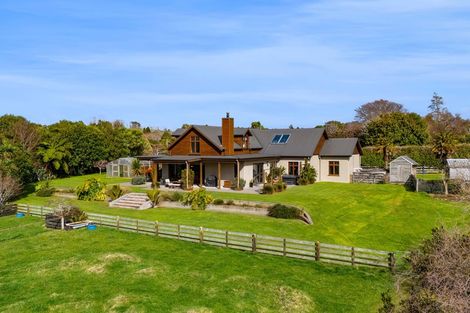 Photo of property in 1248 Egmont Road, Egmont Village, New Plymouth, 4372