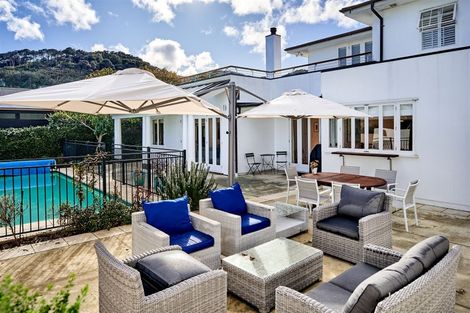 Photo of property in 25 Cheviot Road, Lowry Bay, Lower Hutt, 5013