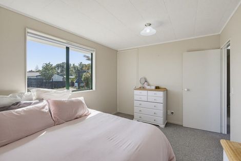 Photo of property in 16b Karaka Street, Otaki Beach, Otaki, 5512