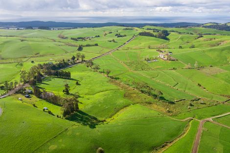 Photo of property in 84 Ocean View Road, Northcote, Auckland, 0627