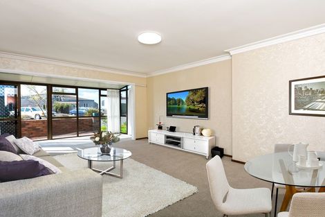 Photo of property in 1 Aylesbury Terrace, Otumoetai, Tauranga, 3110