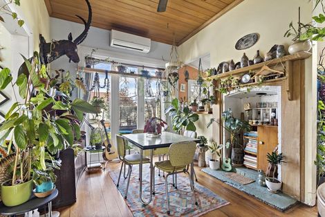 Photo of property in 10 Venice Street, Martinborough, 5711