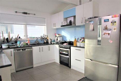 Photo of property in 16 Mission Street, Waterloo, Lower Hutt, 5011