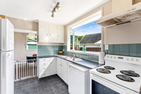 Photo of property in 11 Akron Grove, Totara Park, Upper Hutt, 5018