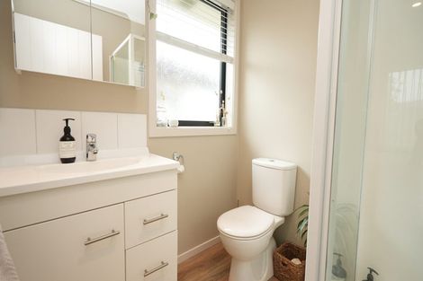 Photo of property in 16 Chestnut Close, Kelvin Grove, Palmerston North, 4414