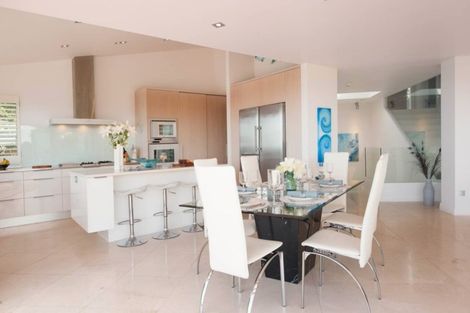 Photo of property in 37 Russell Heights, Russell, 0202