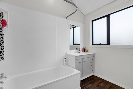 Photo of property in 24 Gardenia Avenue, Bell Block, New Plymouth, 4312