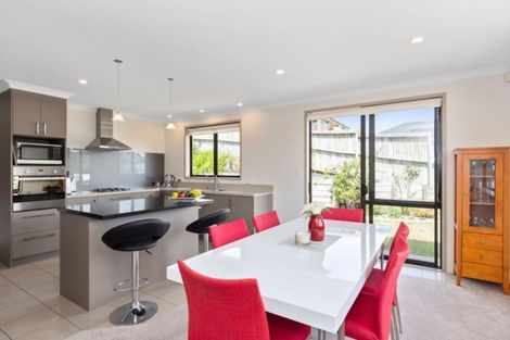 Photo of property in 168 Waterside Drive, Pyes Pa, Tauranga, 3112