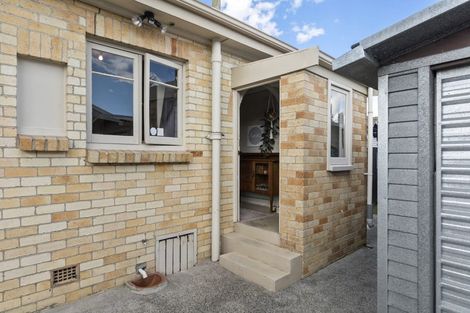 Photo of property in 9a Saint Olpherts Avenue, Hamilton East, Hamilton, 3216