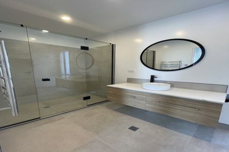 Photo of property in 58 Picton Avenue, Riccarton, Christchurch, 8011