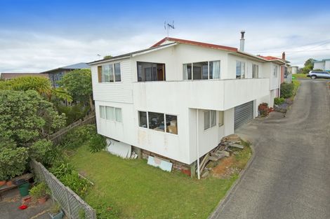 Photo of property in 1/16 Rushden Terrace, Red Beach, 0932