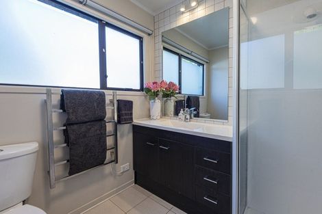 Photo of property in 72a Beach Road, Onerahi, Whangarei, 0110