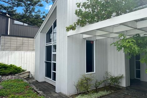 Photo of property in 1/58 Clovelly Road, Bucklands Beach, Auckland, 2012