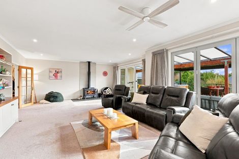 Photo of property in 17 Orchard Grove, East Taieri, Mosgiel, 9024