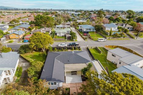 Photo of property in 51 Eatwell Avenue, Paraparaumu Beach, Paraparaumu, 5032