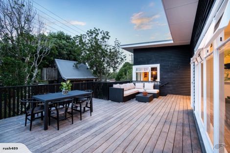 Photo of property in 2/19 Harley Road, Takapuna, Auckland, 0622