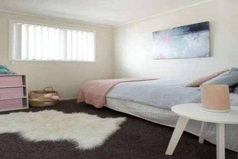 Photo of property in 51 John Walker Drive, Manurewa, Auckland, 2102