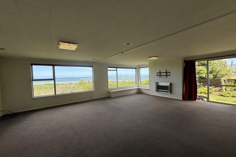 Photo of property in 109 Karaka Street, Castlecliff, Whanganui, 4501