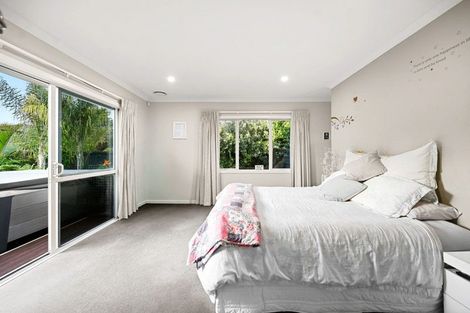 Photo of property in 22 Gibbston Close, Huntington, Hamilton, 3210