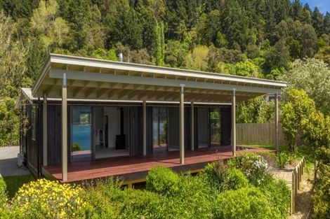 Photo of property in 106 Main Rd Havelock, Havelock, 7100