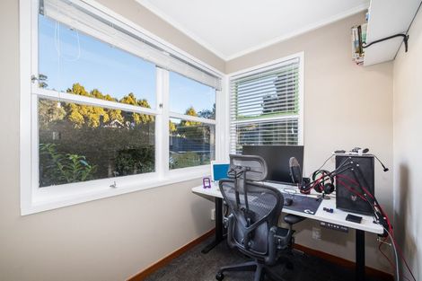 Photo of property in 20 Freemans Way, Pinehaven, Upper Hutt, 5019